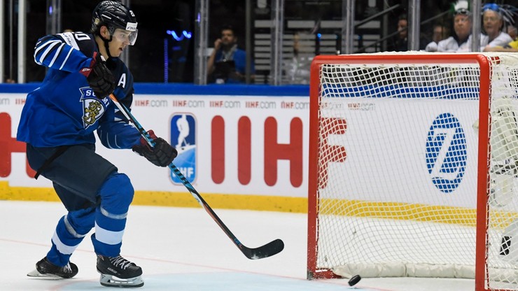 NHL: Fińskich hokeistów czeka... służba wojskowa