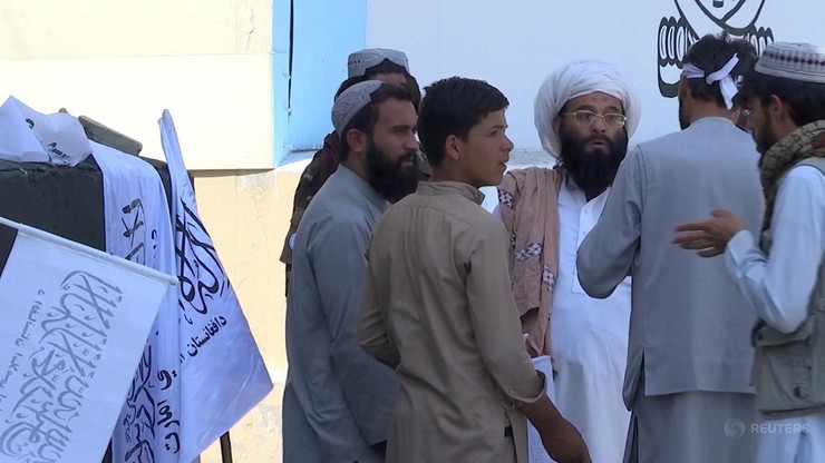 Afganistan. W prowincji Helmand talibowie zakazują przycinania i golenia brody