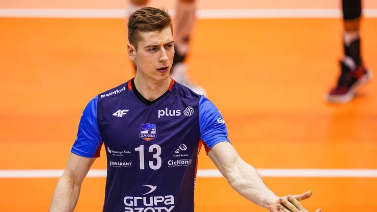 Giganci na parkiecie! Najlepsi siatkarze polskiej ligi ostatnich 50 lat. Czy pamiętasz wszystkich?