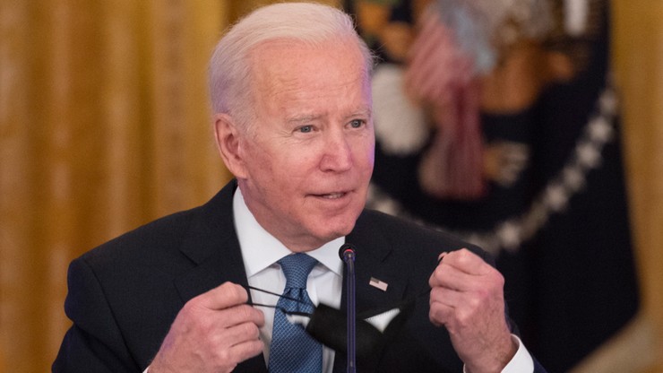Joe Biden nazwał dziennikarza telewizji Fox News "głupim sukinsynem"