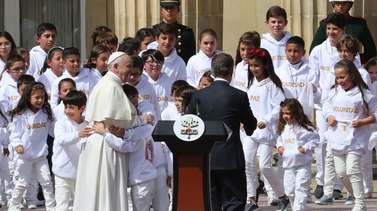 "Wiele czasu upłynęło na nienawiści i zemście". Papież w Kolumbii