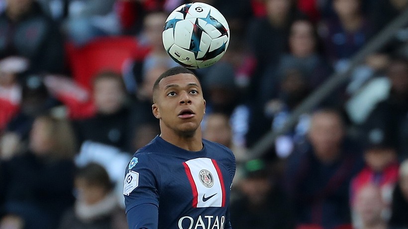 Wiadomo, dlaczego Kylian Mbappe groził odejściem z PSG. Poszło o pieniądze