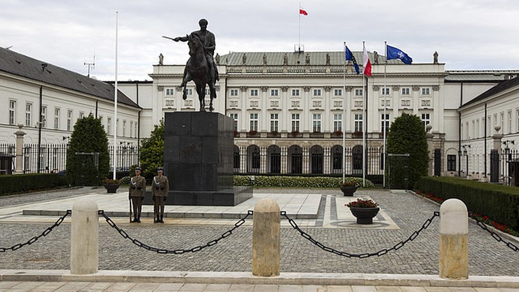 Ryszard Terlecki: w poniedziałek projekt ustawy o podwyżkach dla samorządowców i prezydenta Polski