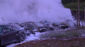 W Hamburgu spłonęło 12 samochodów porsche. W przeddzień szczytu G20