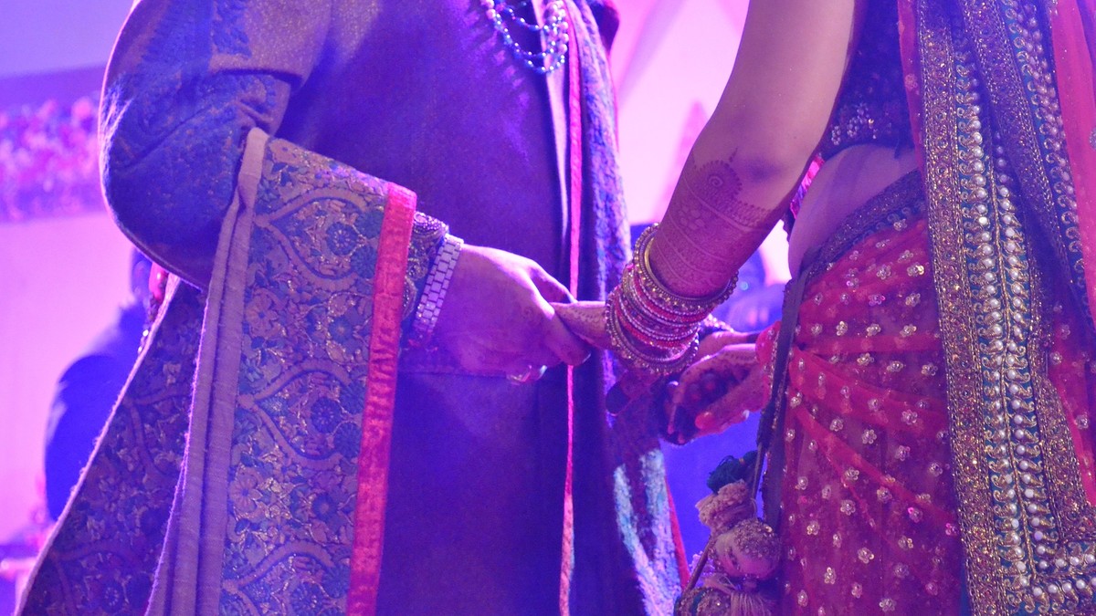 Indie: Mąż dwa razy wziął ślub. Żony wyznaczyły mu dyżury w tygodniu
