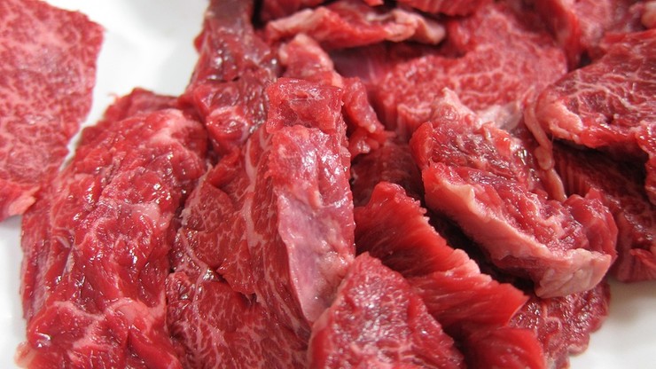 Unijni inspektorzy kontrolują polskie zakłady branży mięsnej