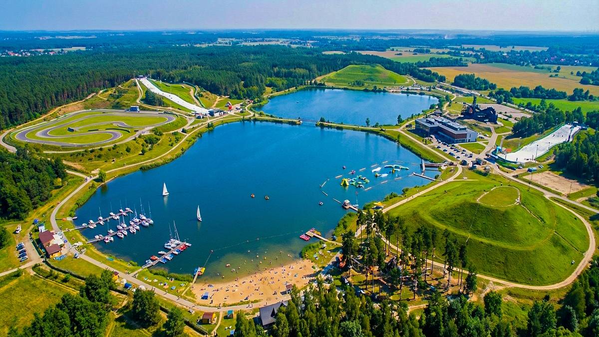 Artystyczna wizja Jeziora Bełchatowskiego.