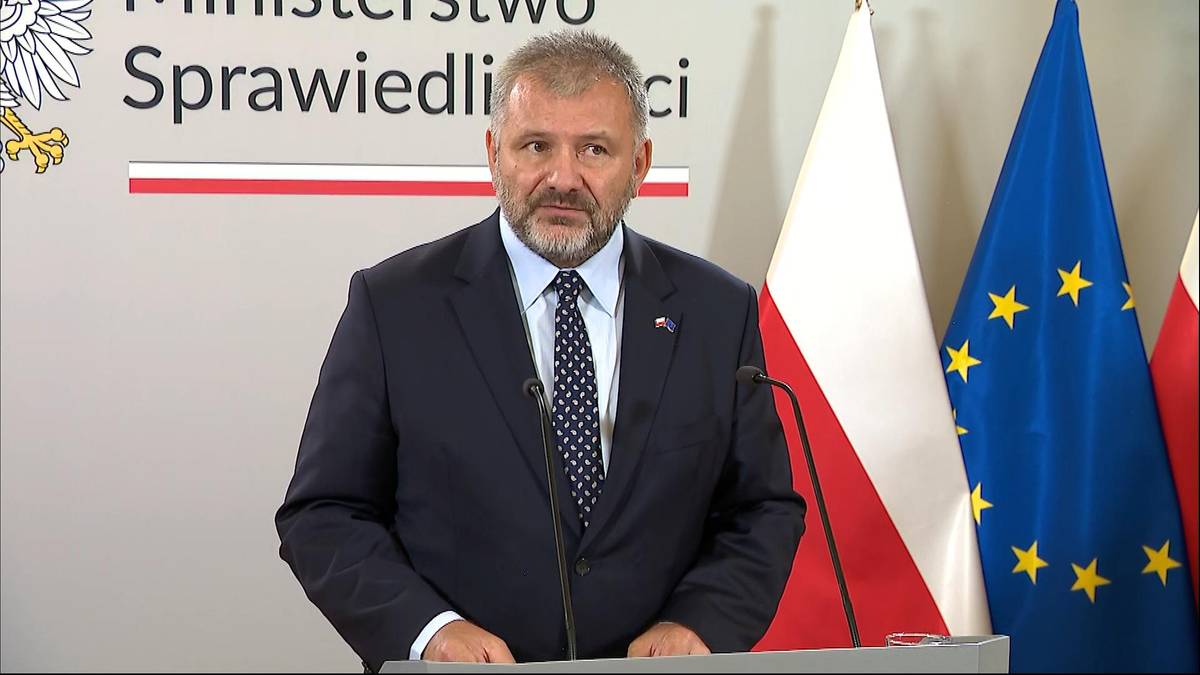 Waldemar Żurek ogłasza głębokie zmiany w ministerstwie. Dziesiątki osób pozbawione stanowisk