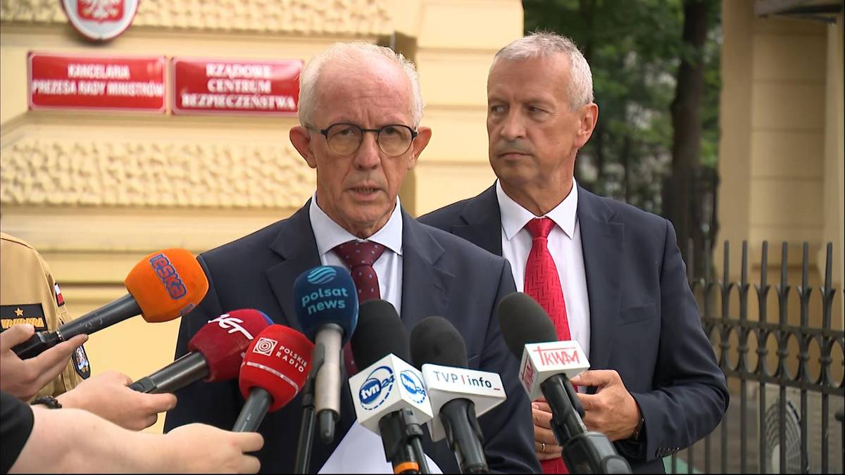 "Przygotowujemy się na najgorsze". Odprawa z udziałem służb w MSWiA