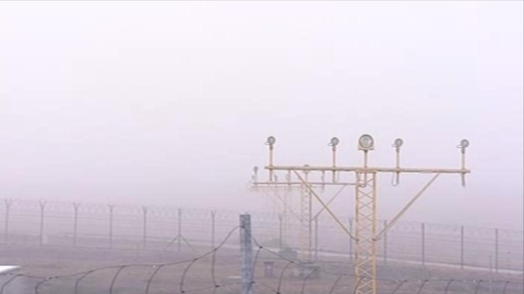 Gęsta mgła sparaliżowała lotnisko w Balicach