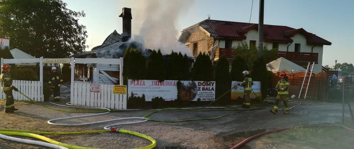 Podpalony bar spłonął mimo akcji gaśniczej