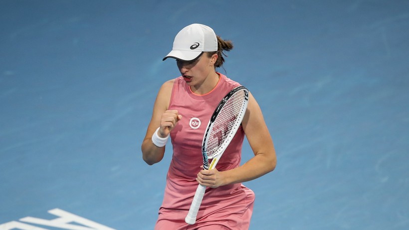 WTA w Adelajdzie: Iga Świątek wyeliminowała Wiktorię Azarenkę w ćwierćfinale!