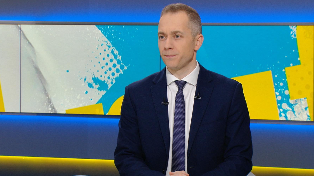 Cezary Tomczyk w programie "Graffiti". Oglądaj od 7:40