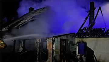 Domy spłonęły tuż przed Bożym Narodzeniem. Jeden z nich całkowicie