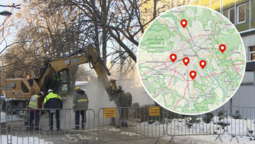 Koparka pracuje przy awarii sieci ciepłowniczej na ulicy Przasnyskiej w Warszawie, obok mapa stolicy z zaznaczonymi miejscami problem&oacute;w.