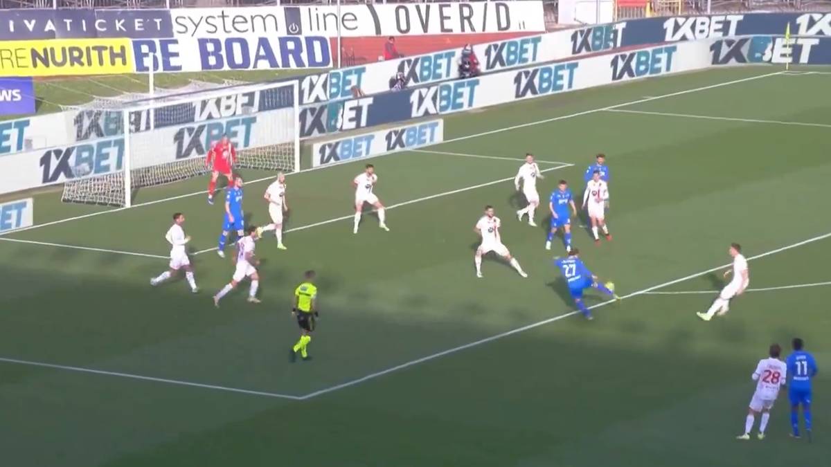 Niebywałe! Pierwszy hat-trick Polaka w historii Serie A. Co za strzał! (WIDEO)