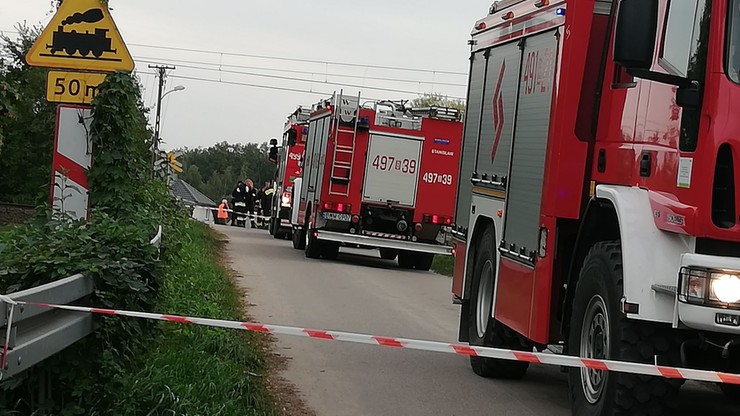 Tragiczny wypadek na przejeździe kolejowym na Podlasiu. Zginęły dwie osoby