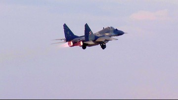Samolot myśliwski MiG-29 zniknął z radarów. Odnaleziono wrak. Pilot przeżył