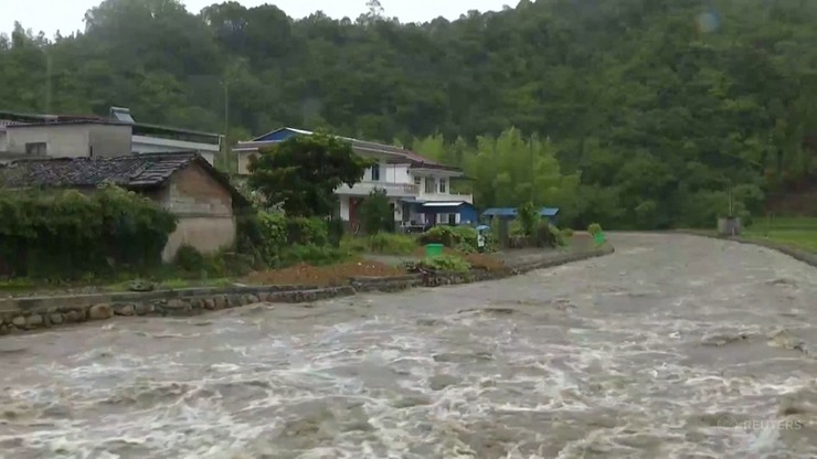 Powodzie w Chinach. Zagrożone Wuhan