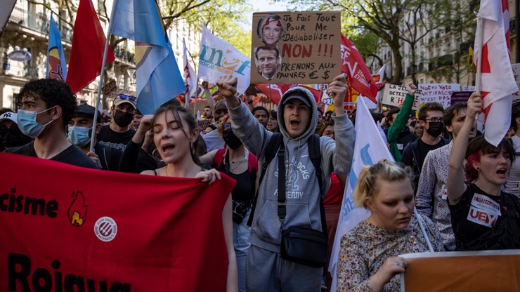 Francja. W wielu miastach demonstracje przeciwko skrajnej prawicy i Marine Le Pen