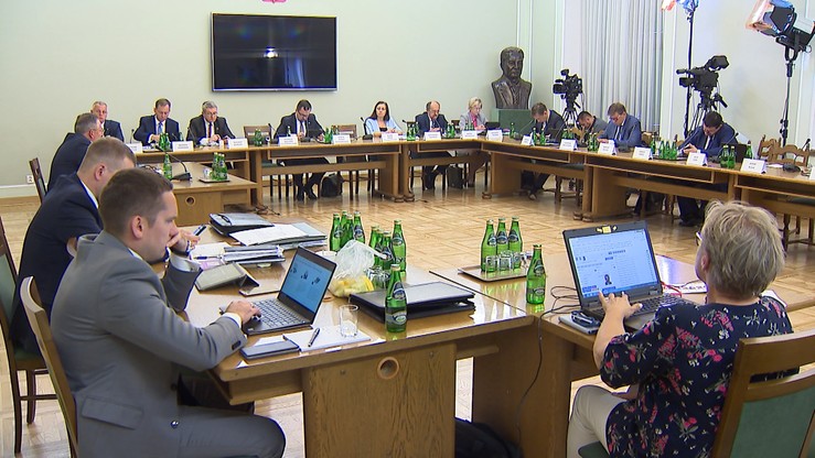 Komisja ds. VAT: Rostowski, Grabowski i Parafianowicz mogli popełnić przestępstwo