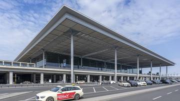 Strajk na lotnisku w Berlinie. Odwołane setki lotów, 57 tys. pasażerów nie wyruszy w podróż