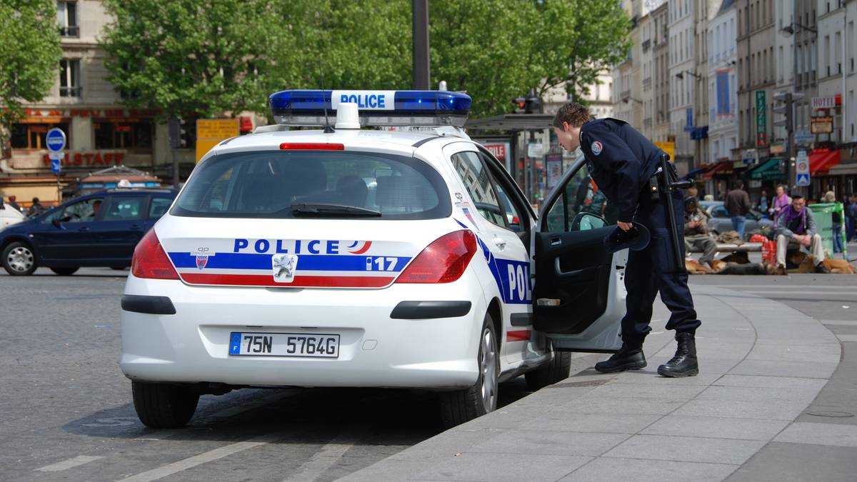 Próba zamachu bombowego w centrum stolicy Francji