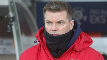 Nerwowo po meczu Ekstraklasy! Kibice dobijali się do sali konferencyjnej (WIDEO)