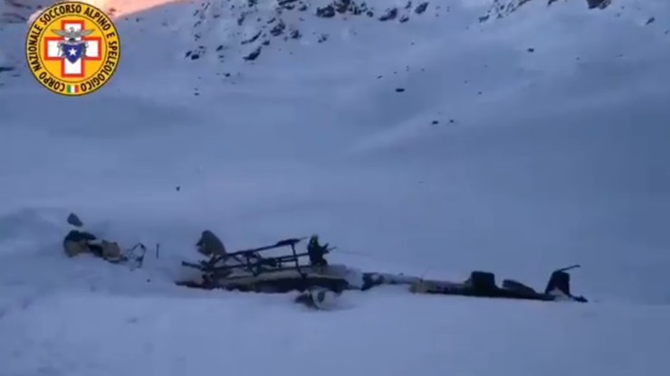 Samolot zderzył się ze śmigłowcem w Alpach. Nie żyje pięć osób
