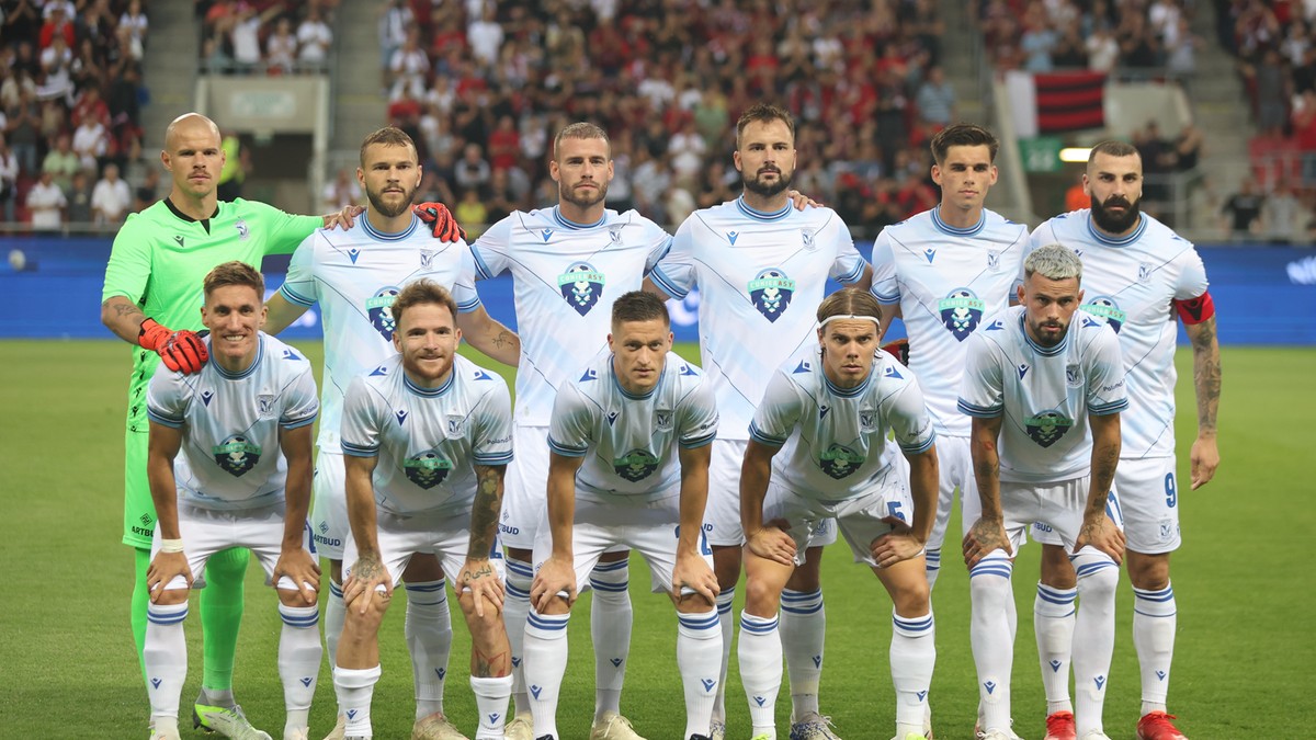 Lech Poznań osłabiony. Czołowy obrońca wypadł z gry