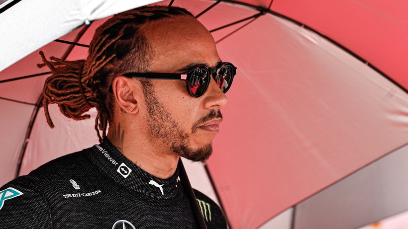 Formuła 1: Lewis Hamilton mimo bólów pleców wystartuje w Kanadzie