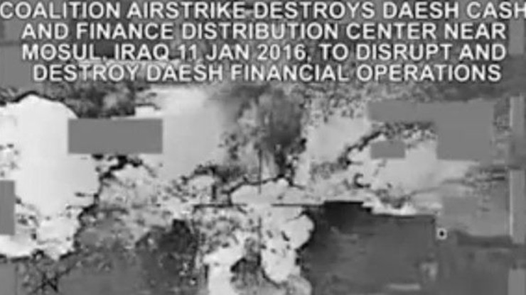 Skarbiec ISIS trafiony amerykańską rakietą. Pieniądze latały w powietrzu
