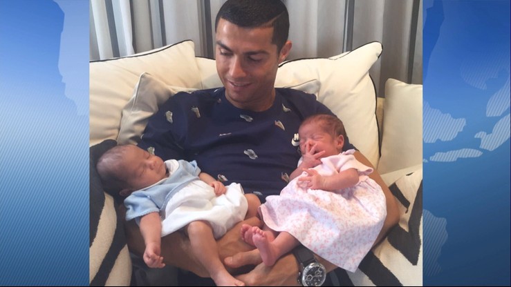 "Dwie nowe miłości mojego życia". Ronaldo pokazał zdjęcie bliźniaków