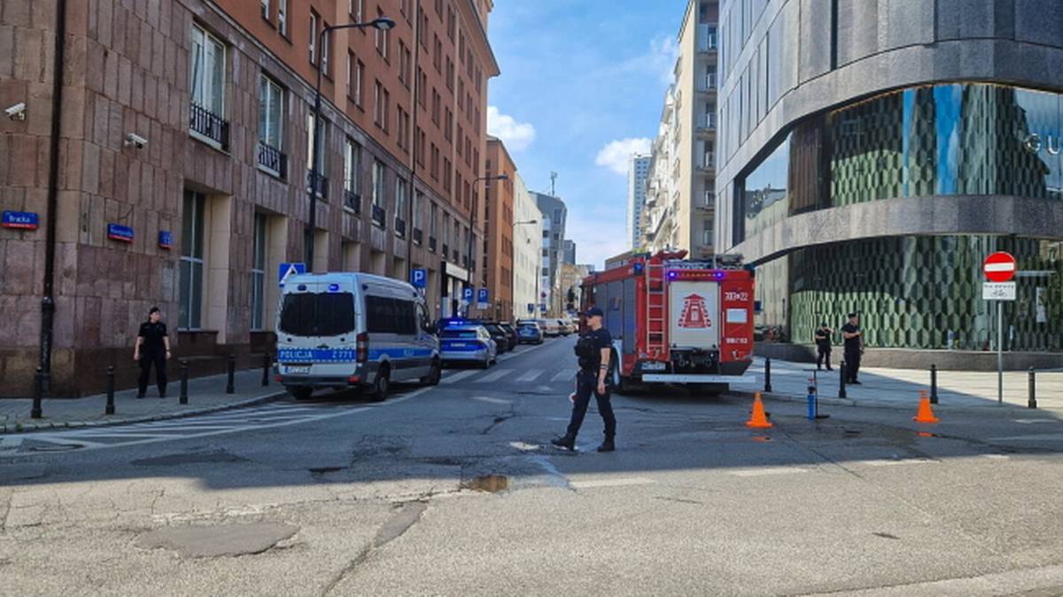 Ewakuacja ministerstwa rodziny. Powodem zachowanie Białorusina