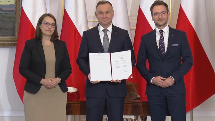 Wakacje kredytowe i reforma WIBOR. Prezydent Andrzej Duda podpisał ustawę