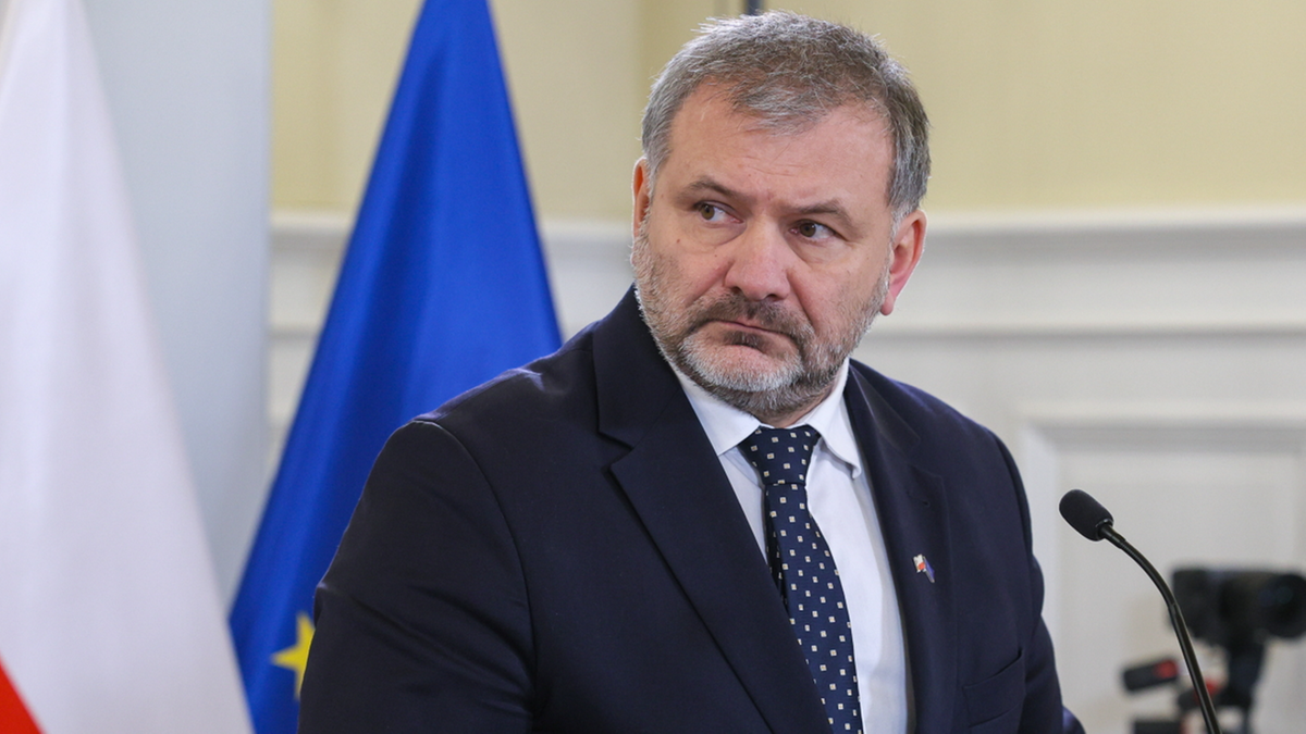 Minister Żurek za kółkiem i kobieta na pasach. "Nie uchylam się"