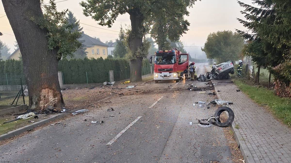 Tragiczny wypadek w Małopolsce. Auto rozpadło się na kawałki