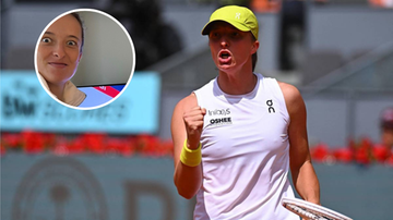 Iga Świątek na korcie tenisowym, zaciskająca pięść, obok niej w okręgu zdjęcie twarzy Igi Świątek z zabawną miną oglądającej coś na ekranie.