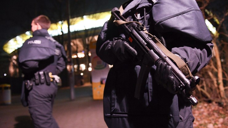 Niemcy: aresztowano podejrzanych o przygotowywanie zamachu na centrum handlowe