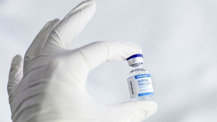 Ukraina. Firma Pfizer "nie ustalono związku między szczepieniem a śmiercią 47-latka w Winnicy"