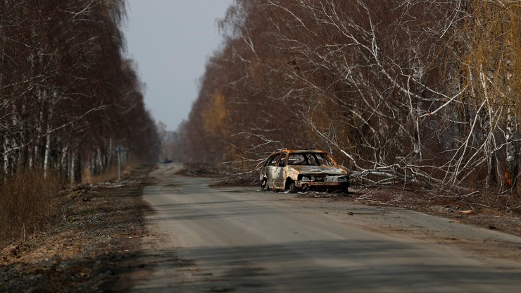 Wojna w Ukrainie. BBC: 13 ciał na 200-metrowym odcinku drogi. Wśród zabitych byli cywile