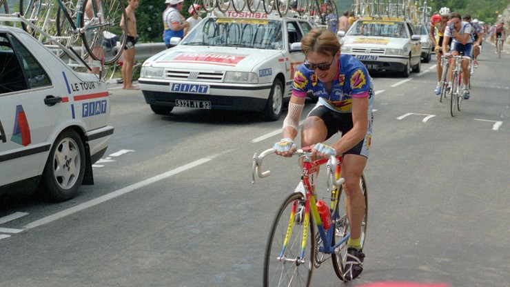 Kiedyś zwyciężył w klasyfikacji górskiej Tour de France. Po zmianie płci pracuje jako dziennikarka