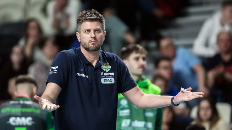 Trenerzy drużyn PlusLigi w nowym sezonie 2025/2026. Kto poprowadzi czołowe polskie kluby siatkarskie?