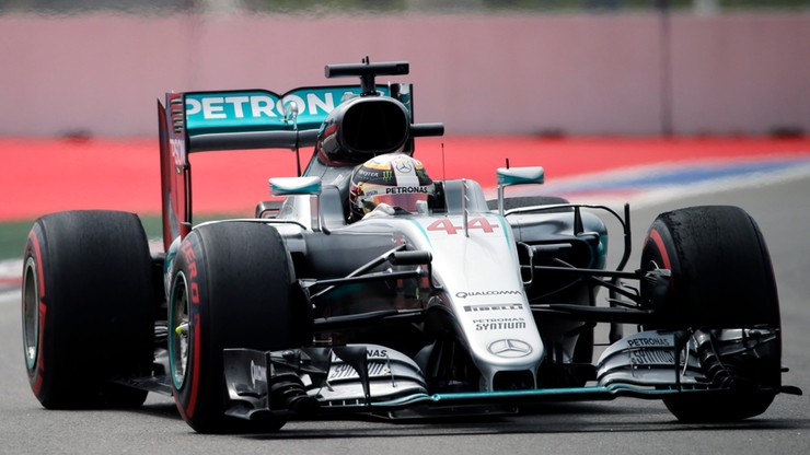 F1: Rosberg i Hamilton najlepsi na treningach w Soczi