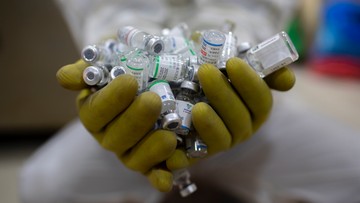 Najwięcej Polaków przyjęło szczepionkę Pfizera