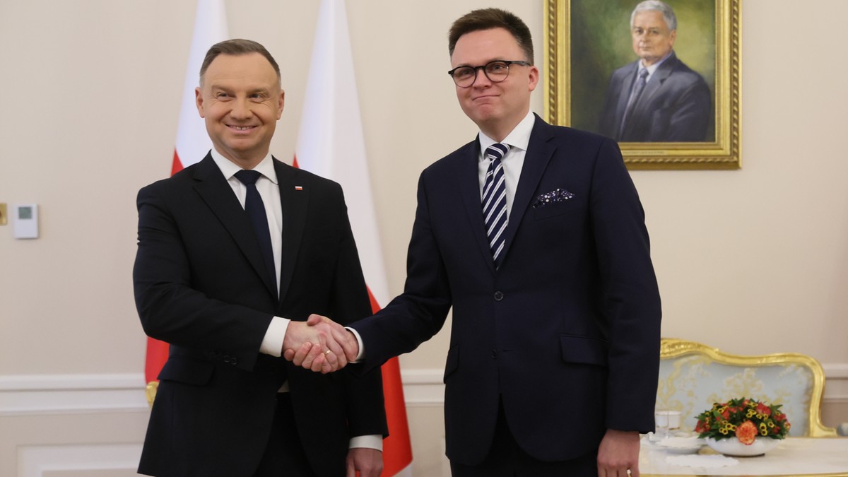 Spotkanie Andrzeja Dudy i Szymona Hołowni. Wśród tematów m.in. kwestie geopolityczne