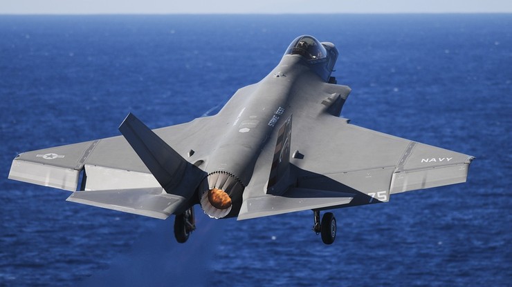 "Kupujemy samoloty piątej generacji". Wiceszef obrony narodowej o myśliwacach F-35