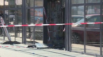 Wypadek w Mielnie. Pijana kobieta wjechała samochodem w sklep