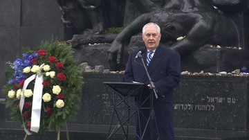 Tillerson oddał hołd ofiarom Holokaustu. "Nigdy nie możemy pozostać obojętni wobec zła"