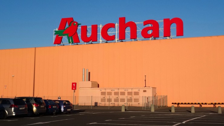 Media: Auchan zaangażowany w pomoc Rosji. Wysyła towary rosyjskim żołnierzom na froncie